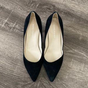Marc Fisher black pump high heals